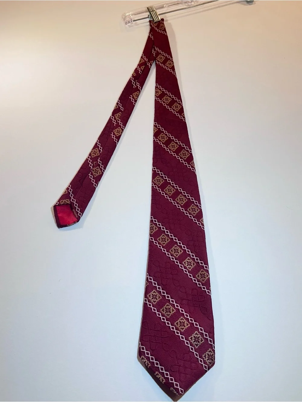 Vintage Wembley Wemlon Burgundy Gold Geometric Wide Necktie